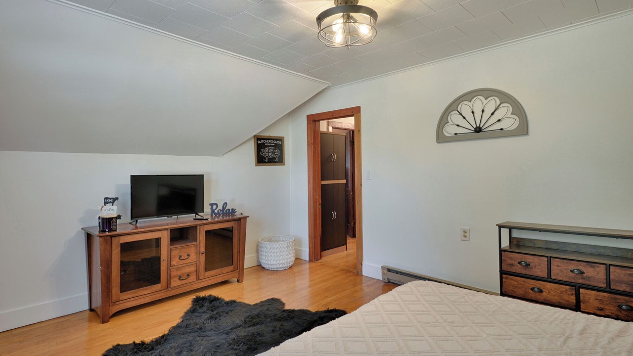 Photo of Bedroom in Alexandria Bay