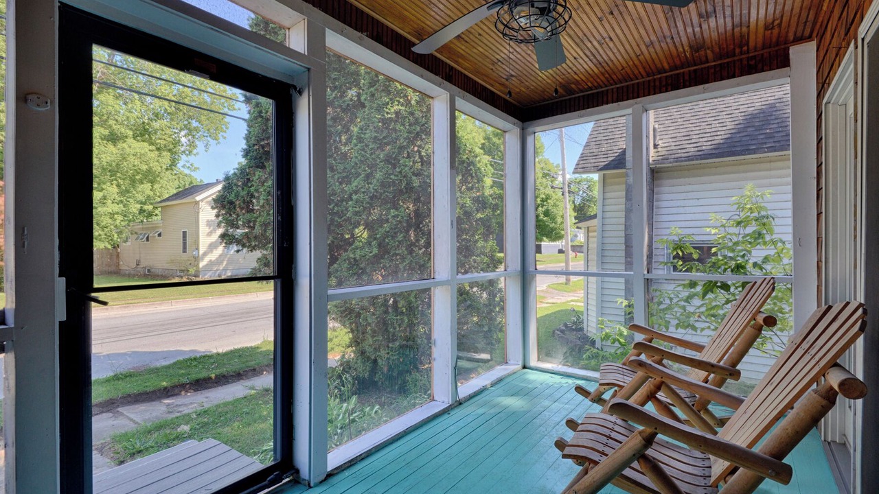 Photo of Patio Balcony in Alexandria Bay