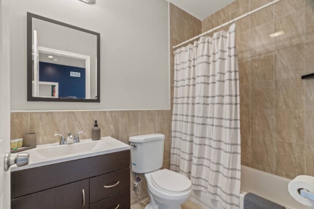 Photo of Bathroom in Chinatown