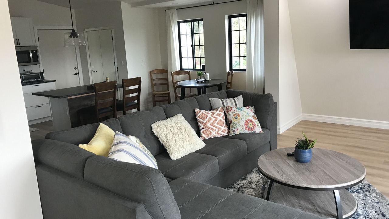 Photo of Livingroom in Aurora