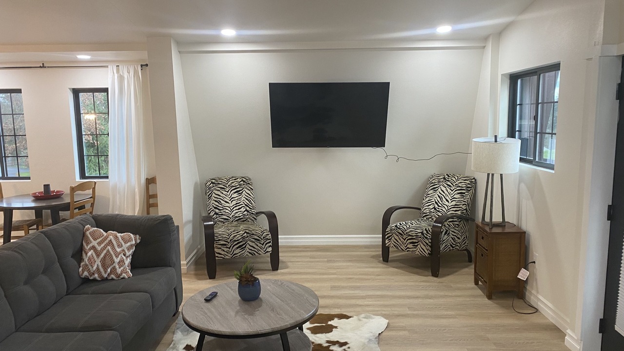 Photo of Livingroom in Aurora