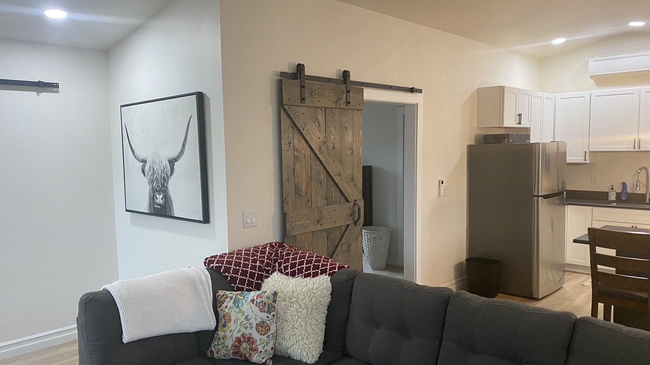 Photo of Livingroom in Aurora