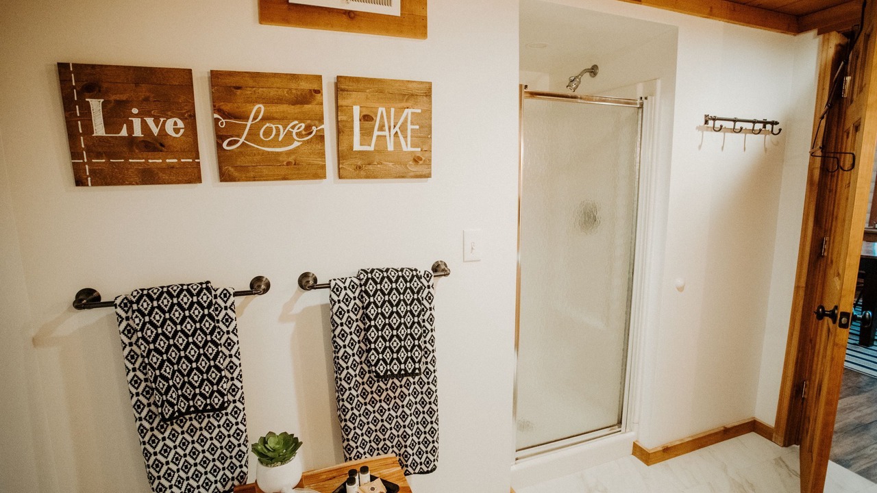 Photo of Bathroom in Indian Lake