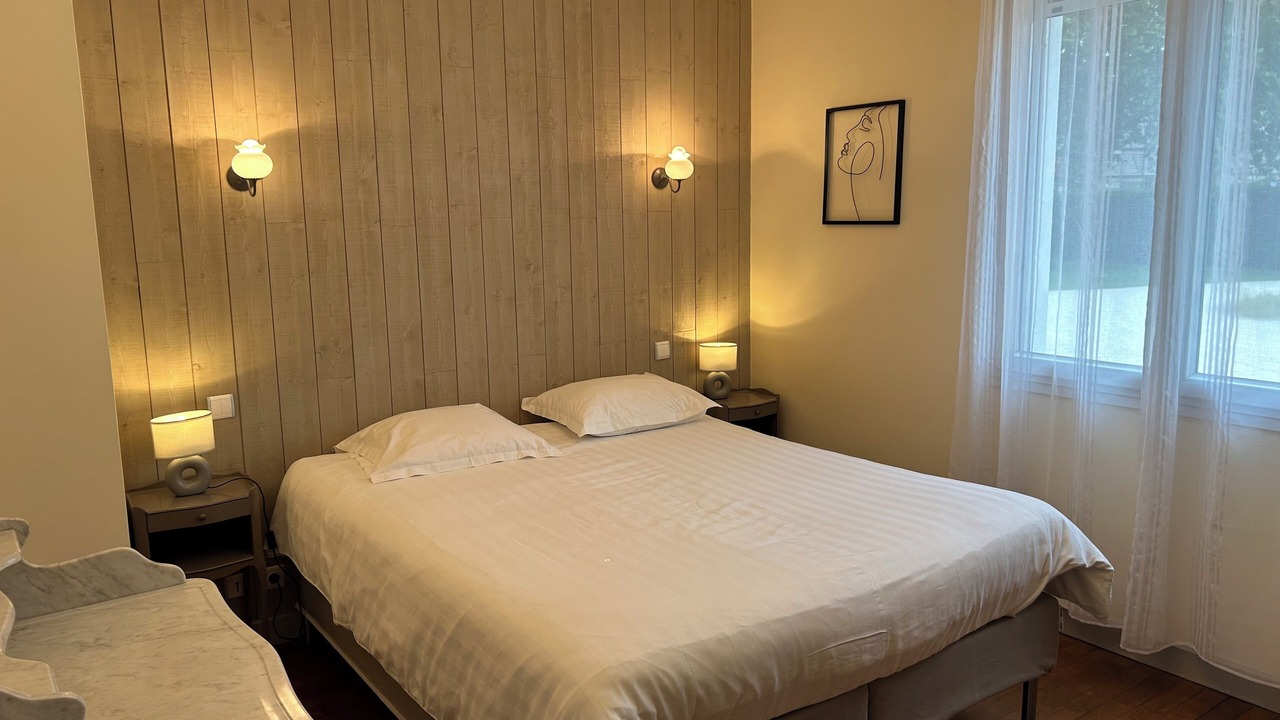 Photo of Bedroom in Yevres-le-Petit