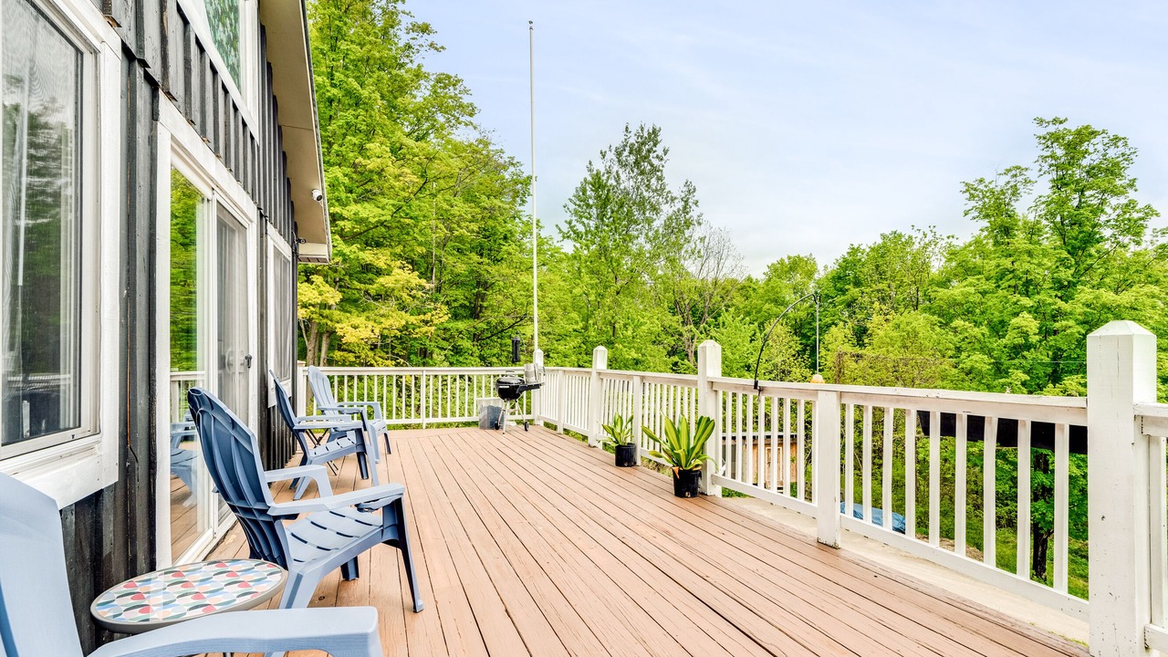 Photo of Patio Balcony in Springwater