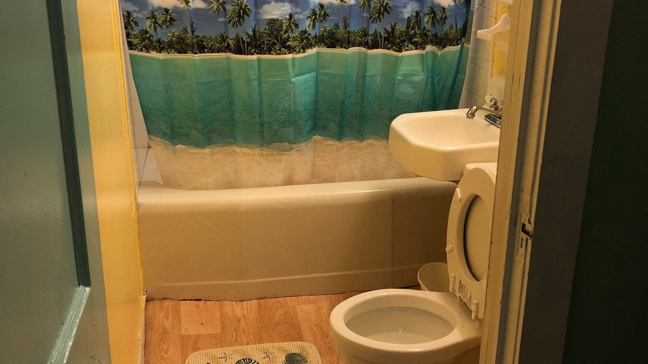 Photo of Bathroom in Cottage Line