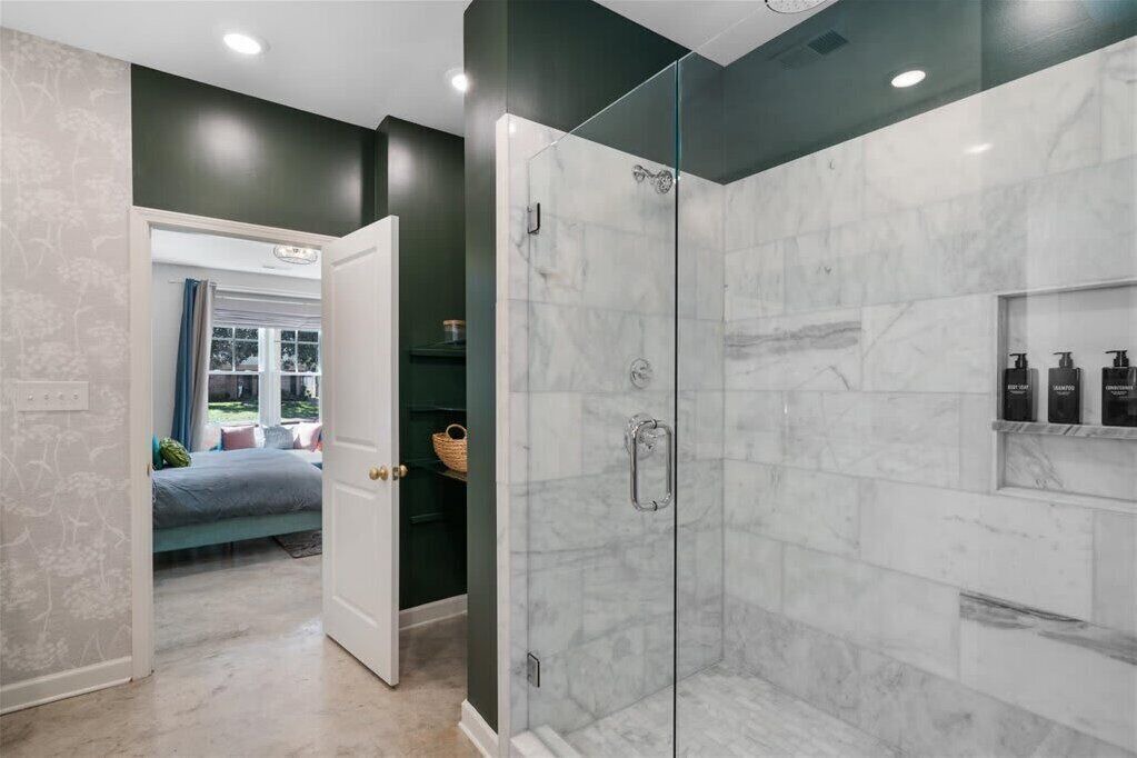 Photo of Bathroom in Joffre