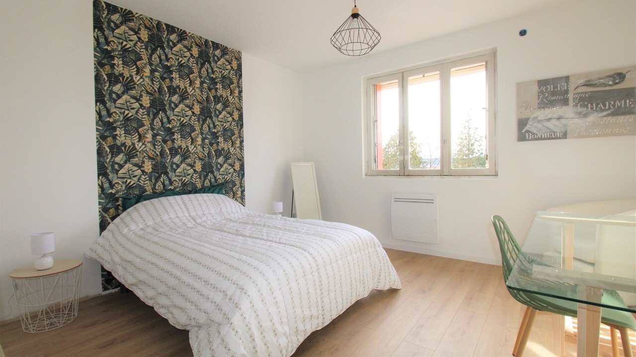 Photo of Bedroom in Lay-Saint-Christophe