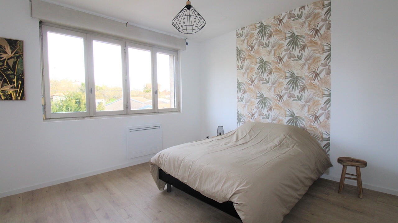 Photo of Bedroom in Lay-Saint-Christophe