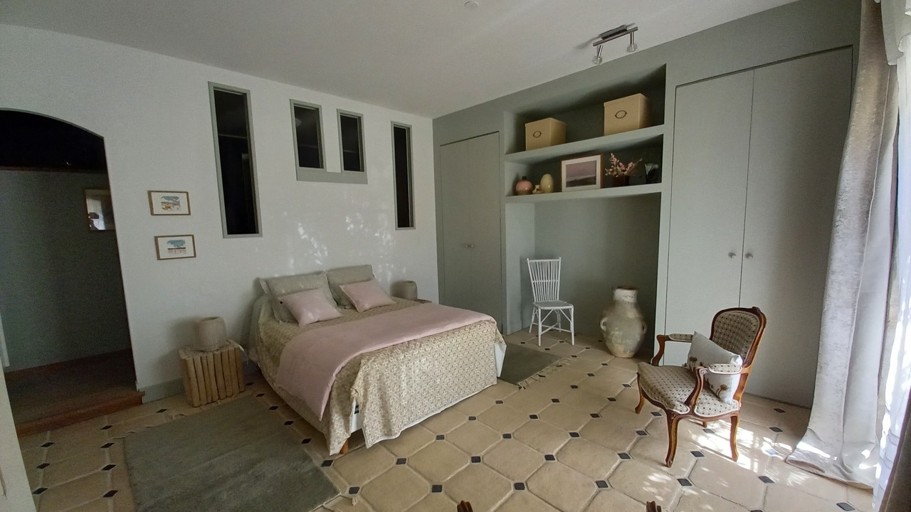 Photo of Bedroom in Villeneuve-sur-Vere