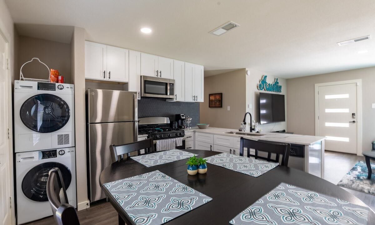 Photo of Kitchen in Montopolis