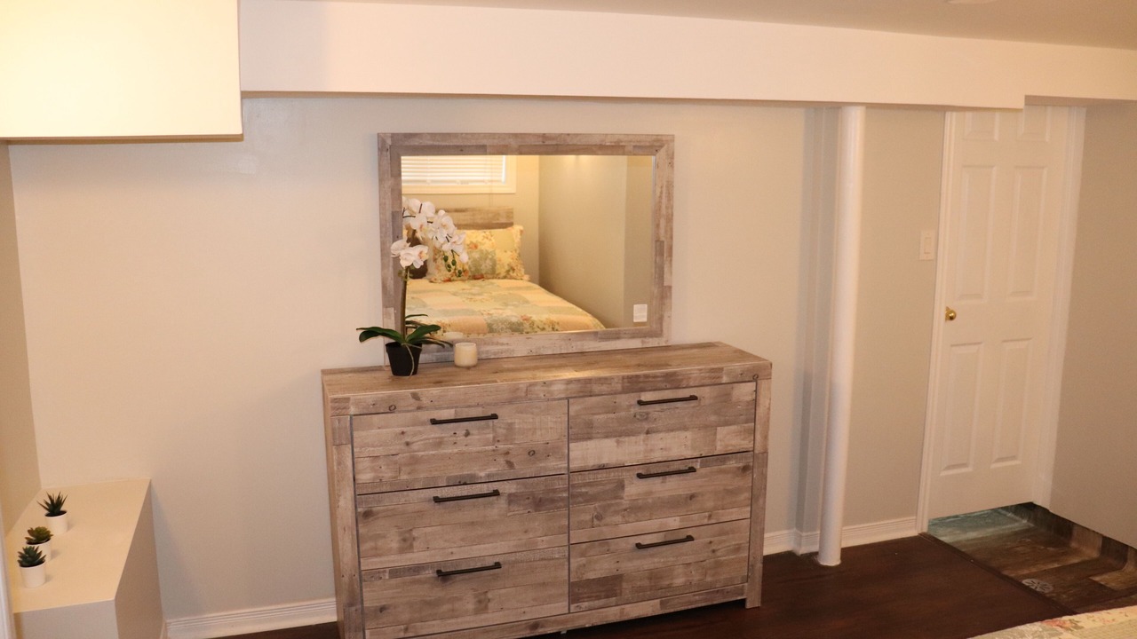 Photo of Others in Ajax