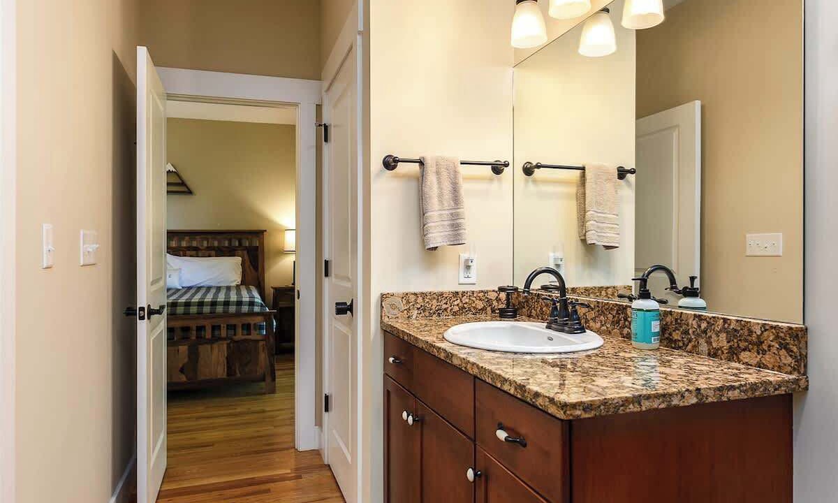Photo of Bathroom in Horse Shoe
