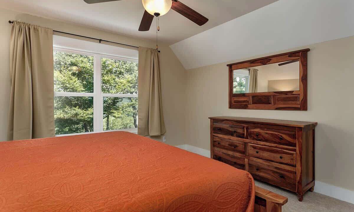 Photo of Bedroom in Horse Shoe