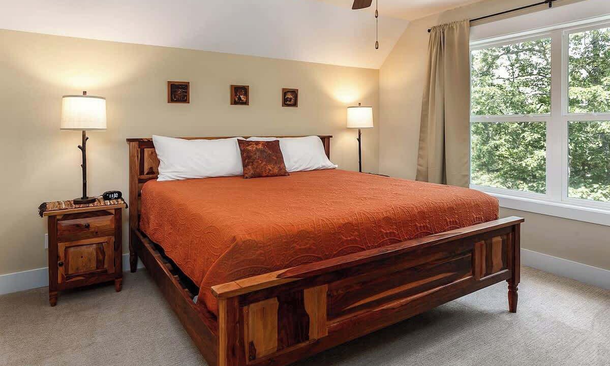 Photo of Bedroom in Horse Shoe