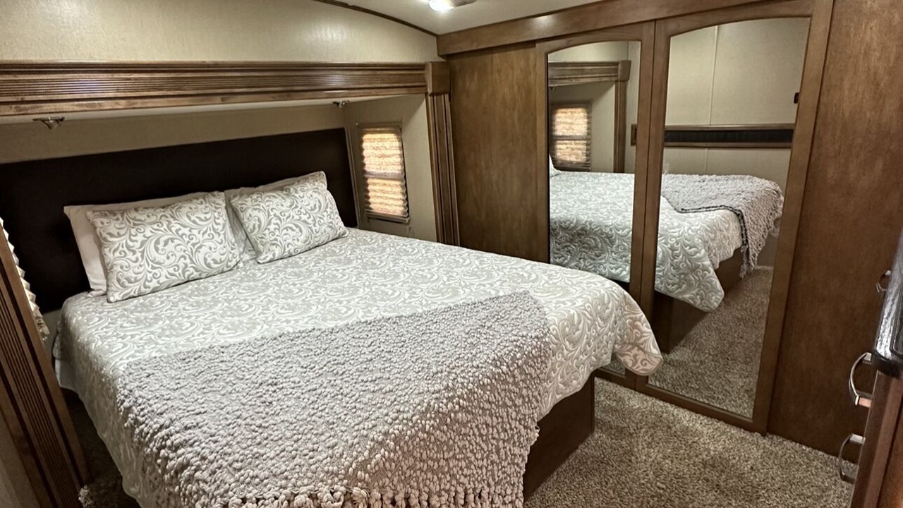 Photo of Bedroom in Ringold