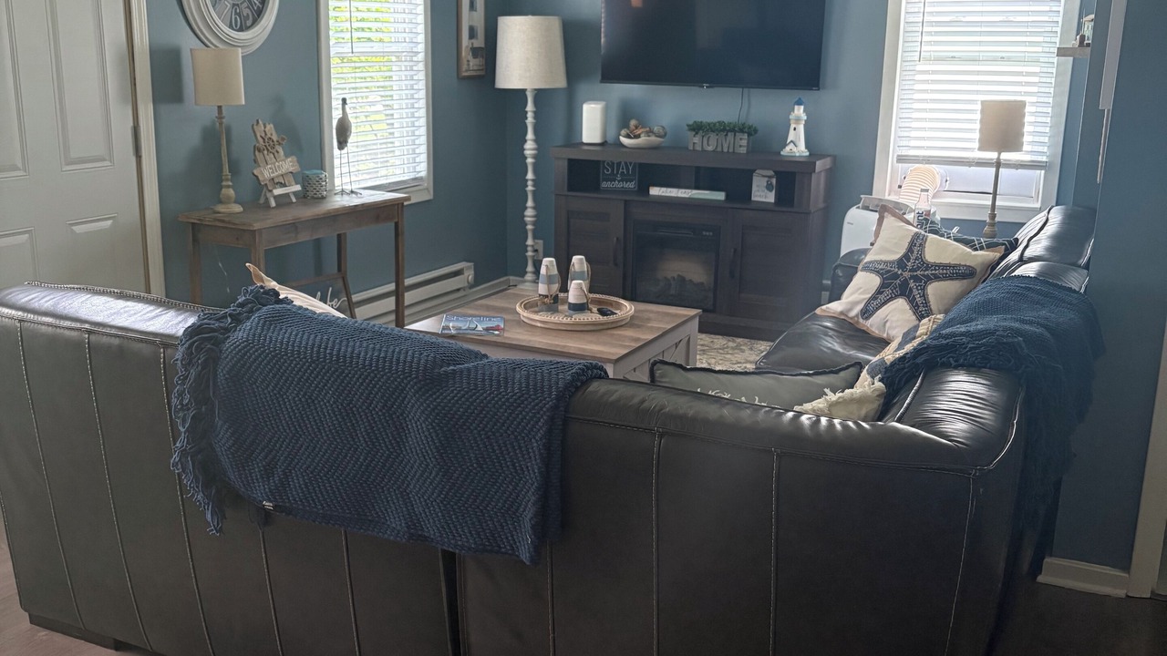 Photo of Livingroom in Ferrysburg