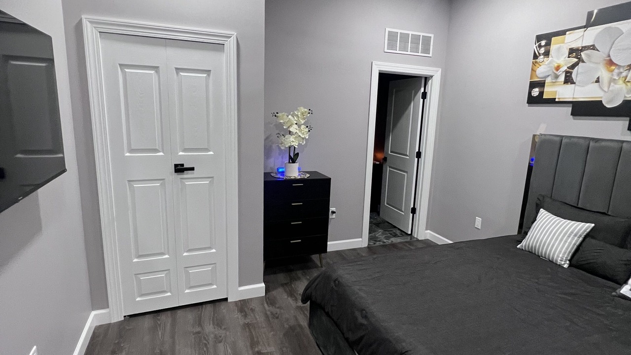 Photo of Bedroom in Harris