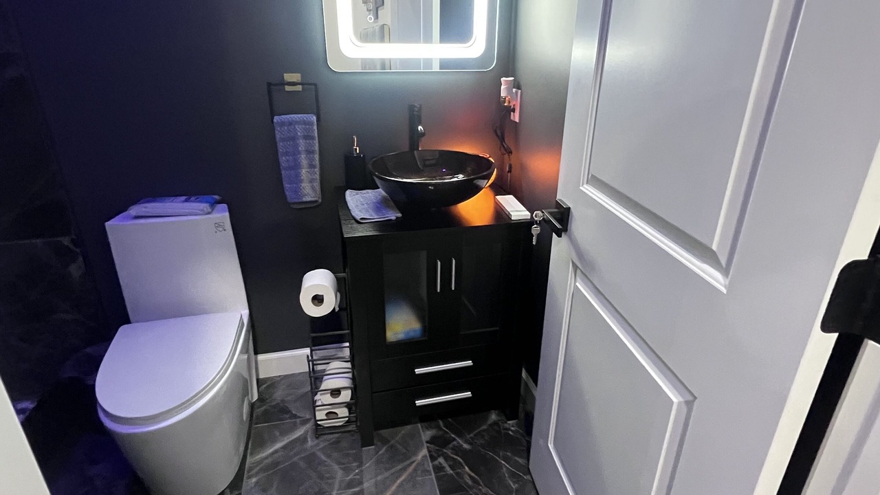 Photo of Bathroom in Harris