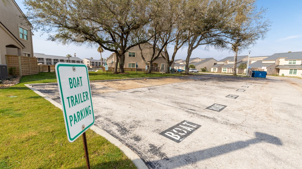 Photo of Others in Harbor Oaks