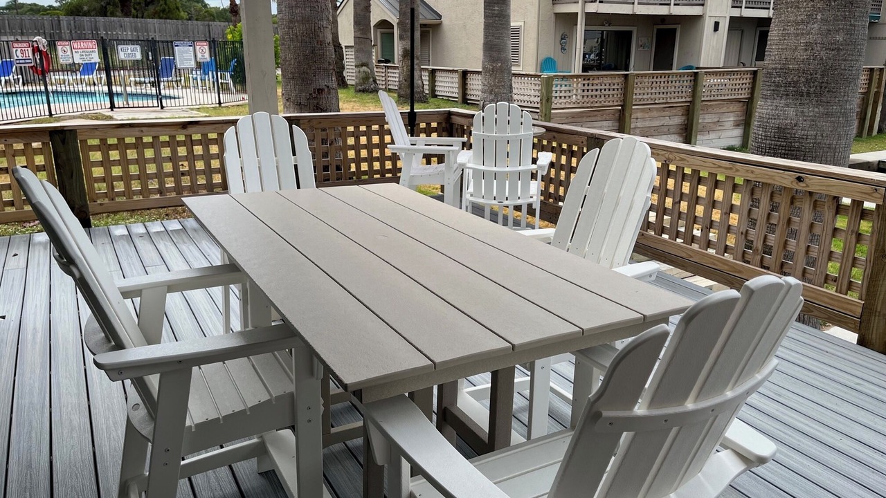 Photo of Outdoor in Harbor Oaks