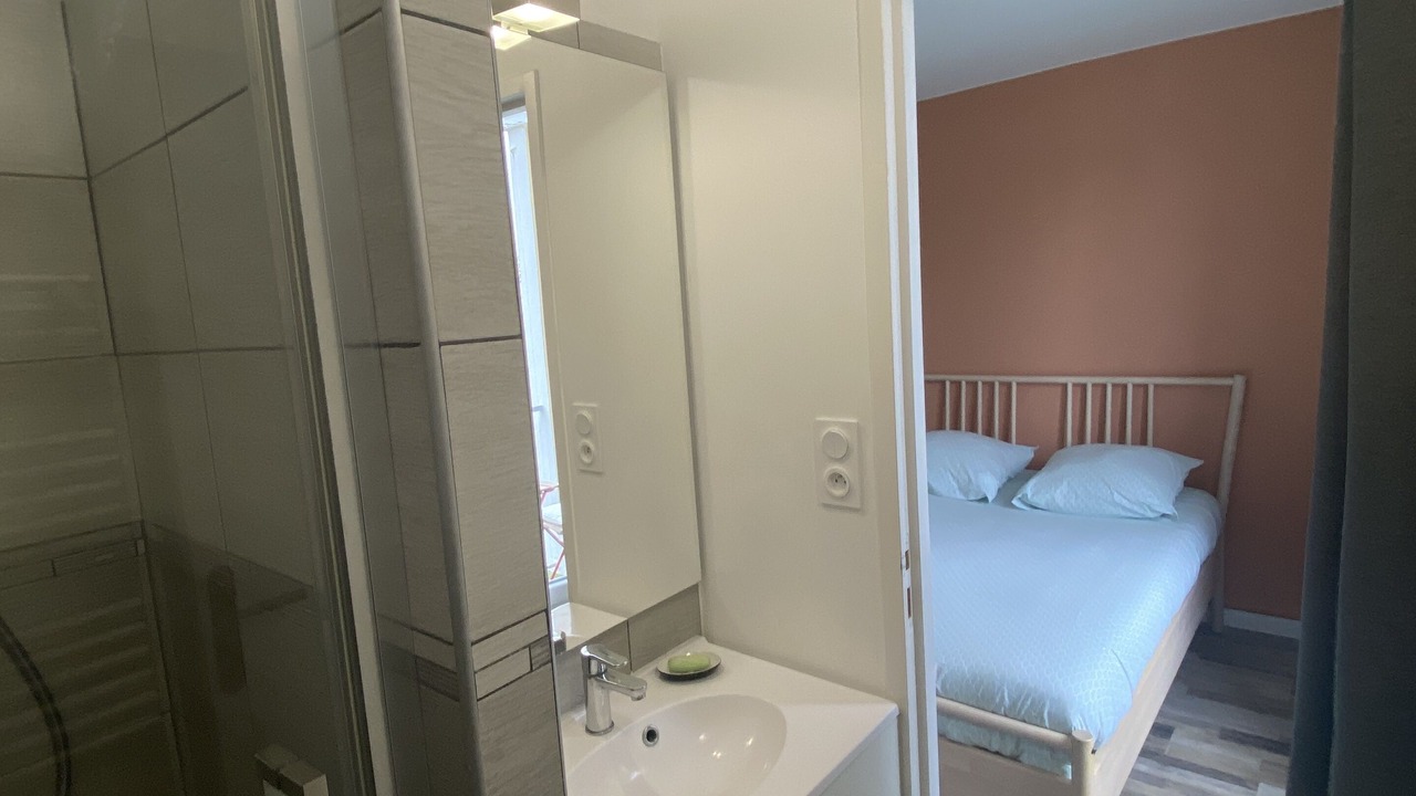 Photo of Bathroom in Saint-Etienne