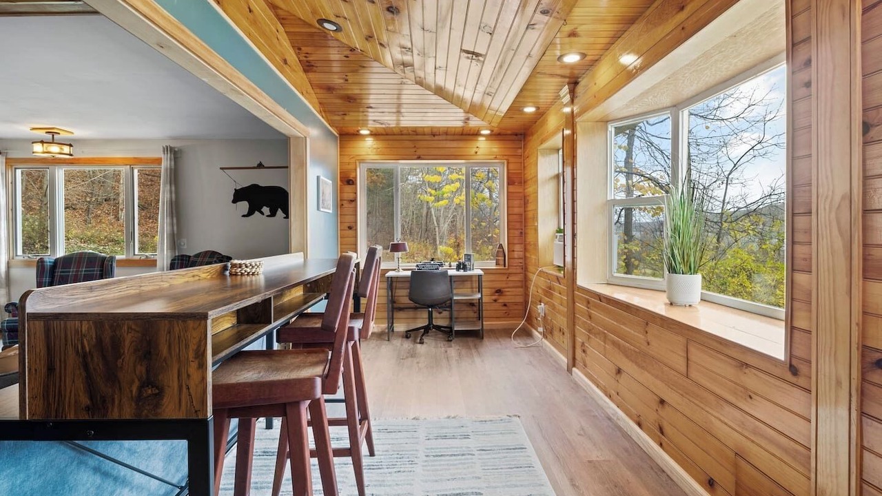 Photo of Bedroom in Honeoye