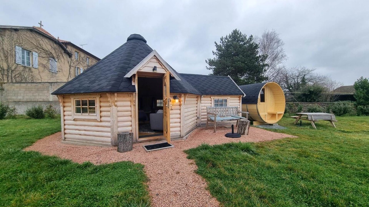 Photo of Others in Pradines