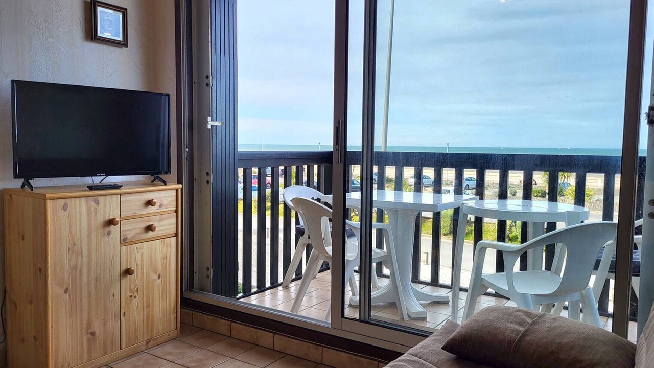 Photo of Livingroom in Merville-Franceville-Plage