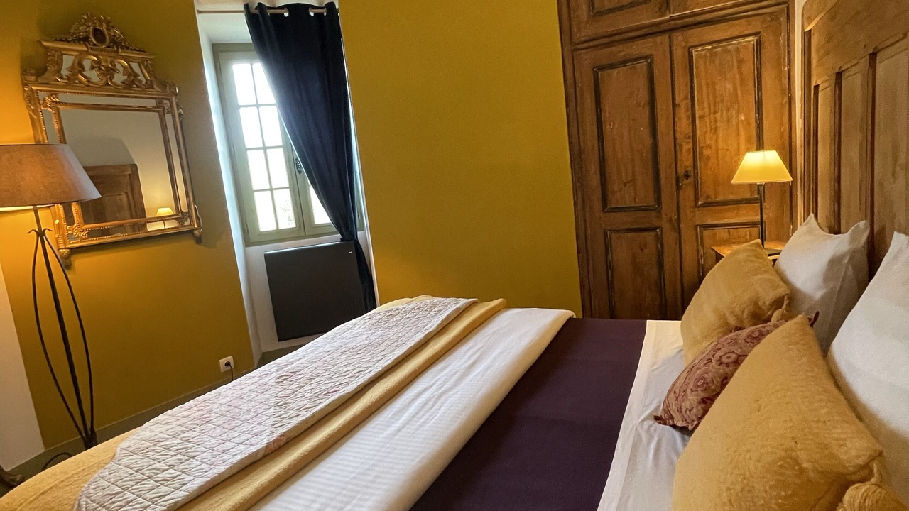 Photo of Bedroom in Noyers-sur-Serein