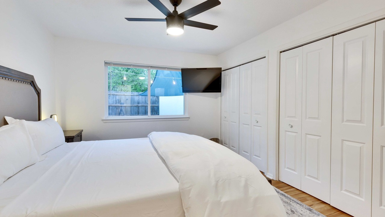 Photo of Bedroom in Beacon Ridge