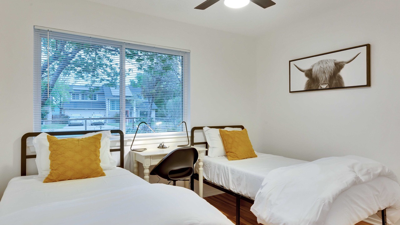 Photo of Bedroom in Beacon Ridge