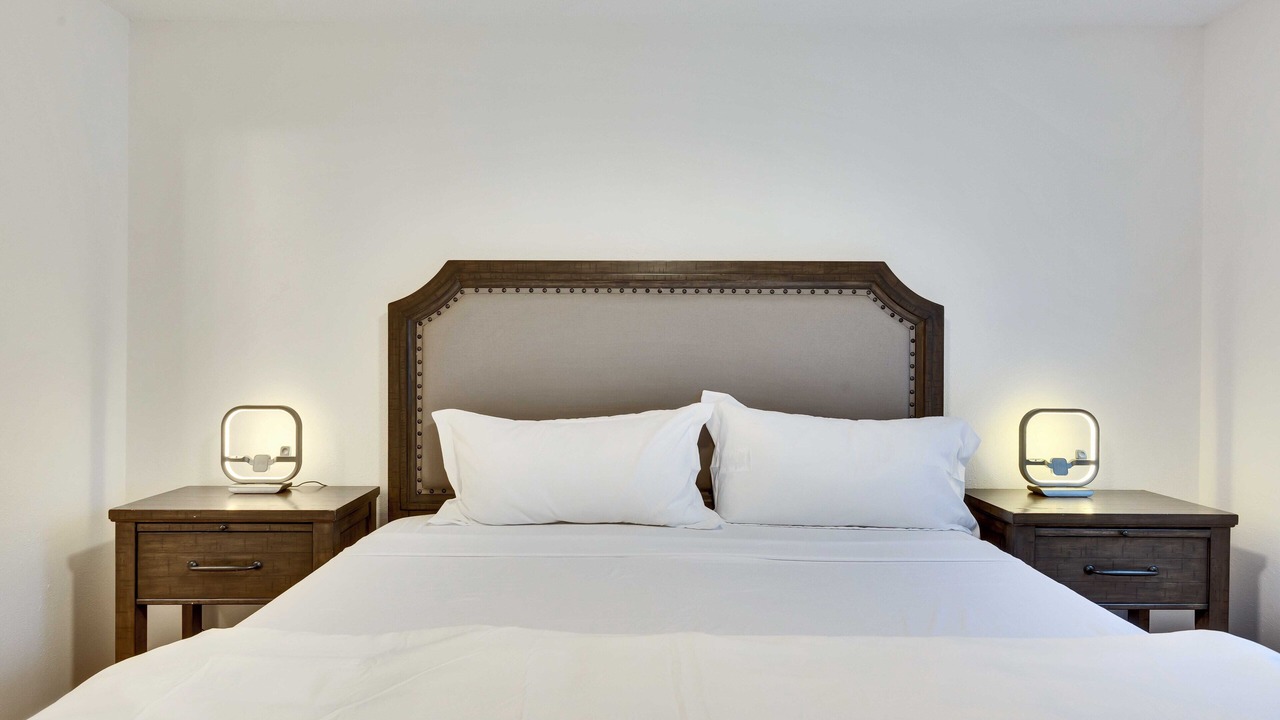 Photo of Bedroom in Beacon Ridge