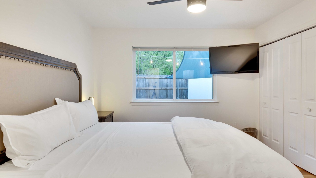 Photo of Bedroom in Beacon Ridge