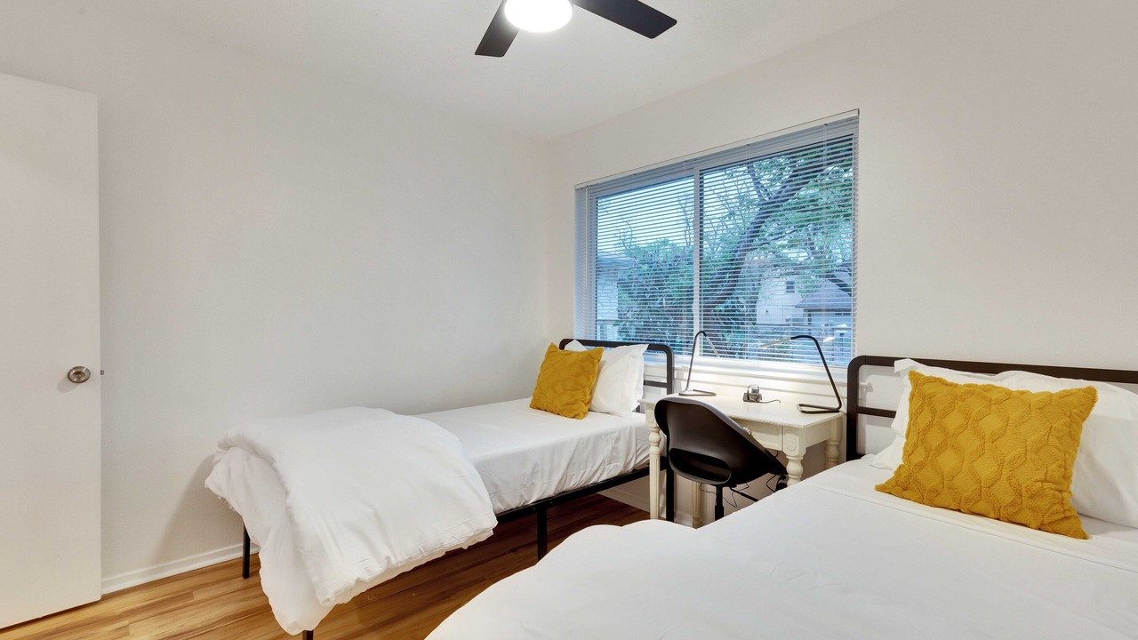 Photo of Bedroom in Beacon Ridge