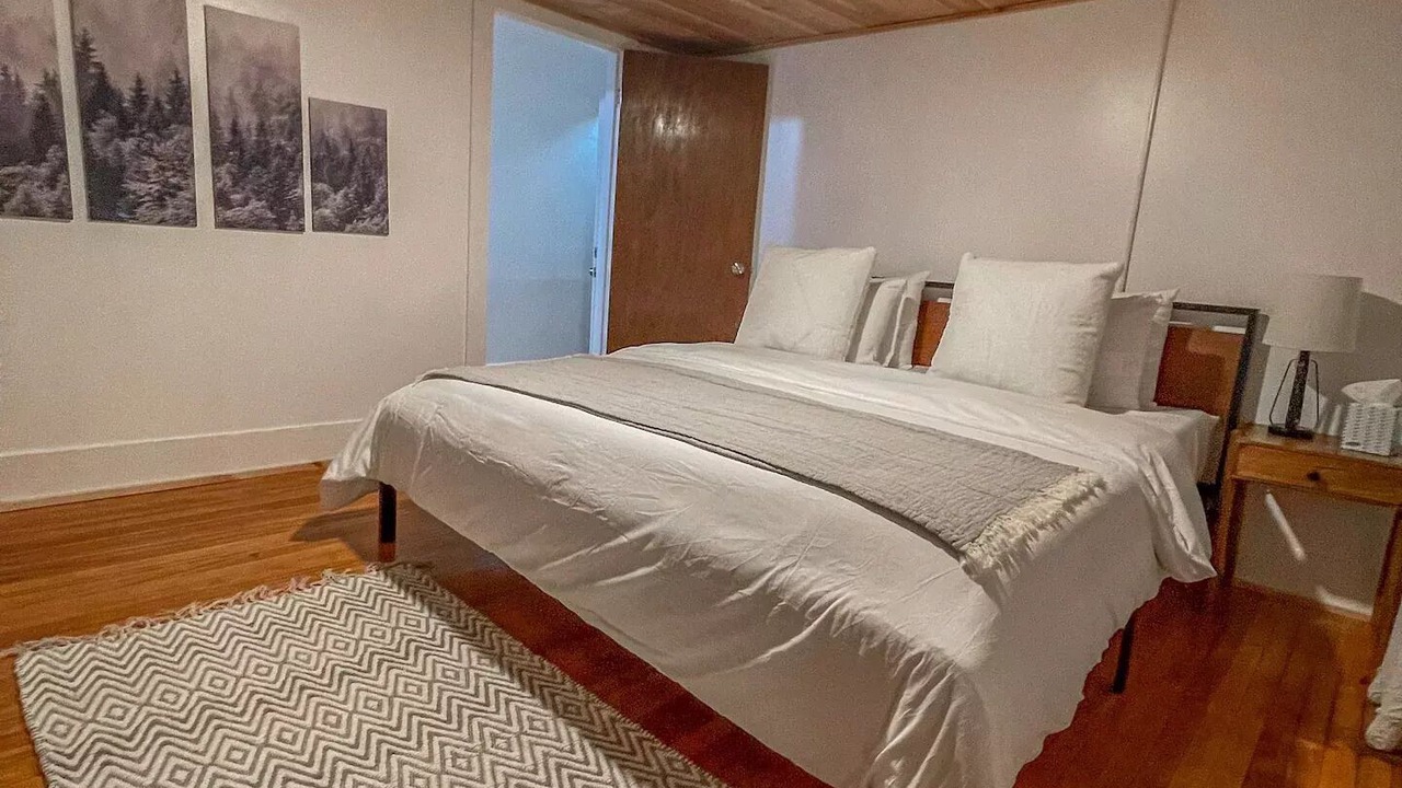 Photo of Bedroom in Saranac Lake