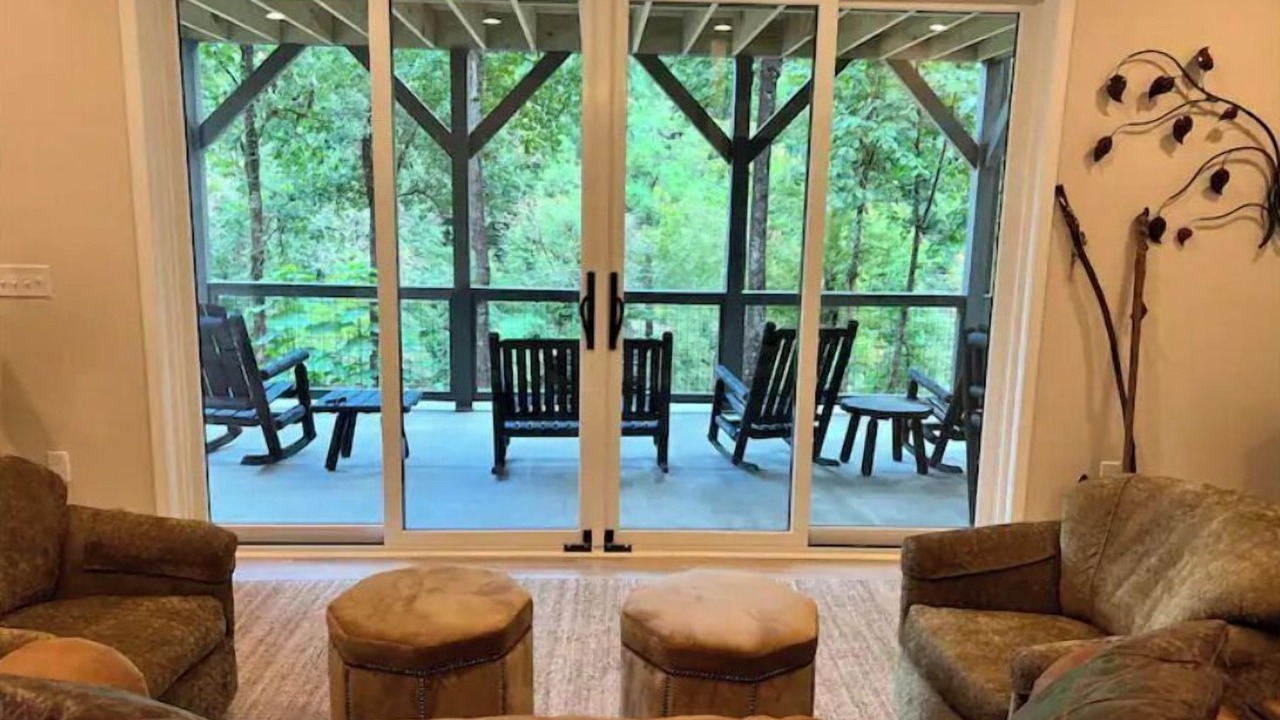 Photo of Livingroom in Chimney Rock