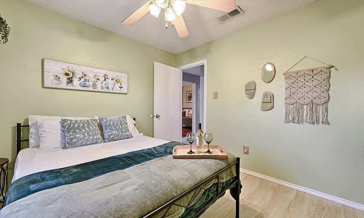 Photo of Bedroom in North Richland Hills