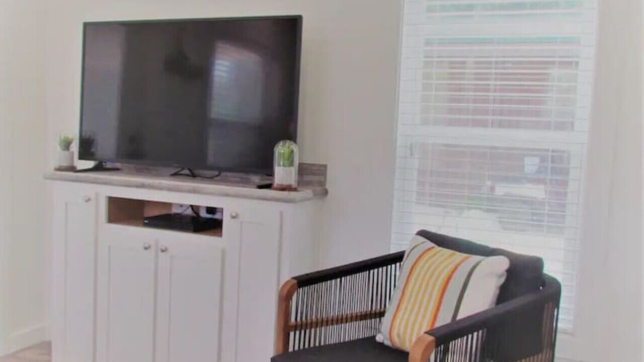 Photo of Livingroom in Warren