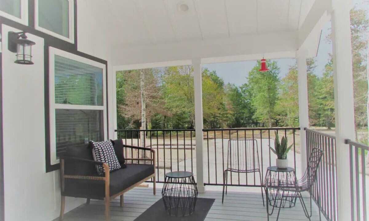 Photo of Patio Balcony in Warren