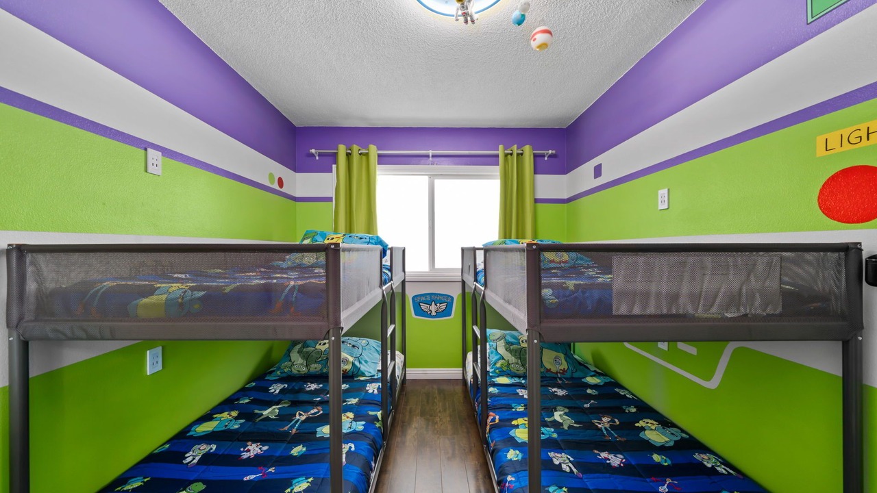 Photo of Bedroom in Anaheim Resort