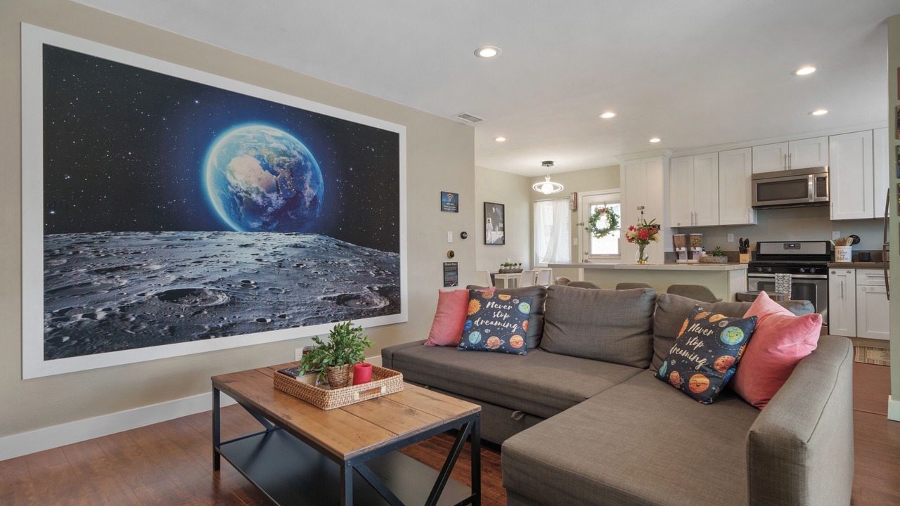 Photo of Livingroom in Anaheim Resort