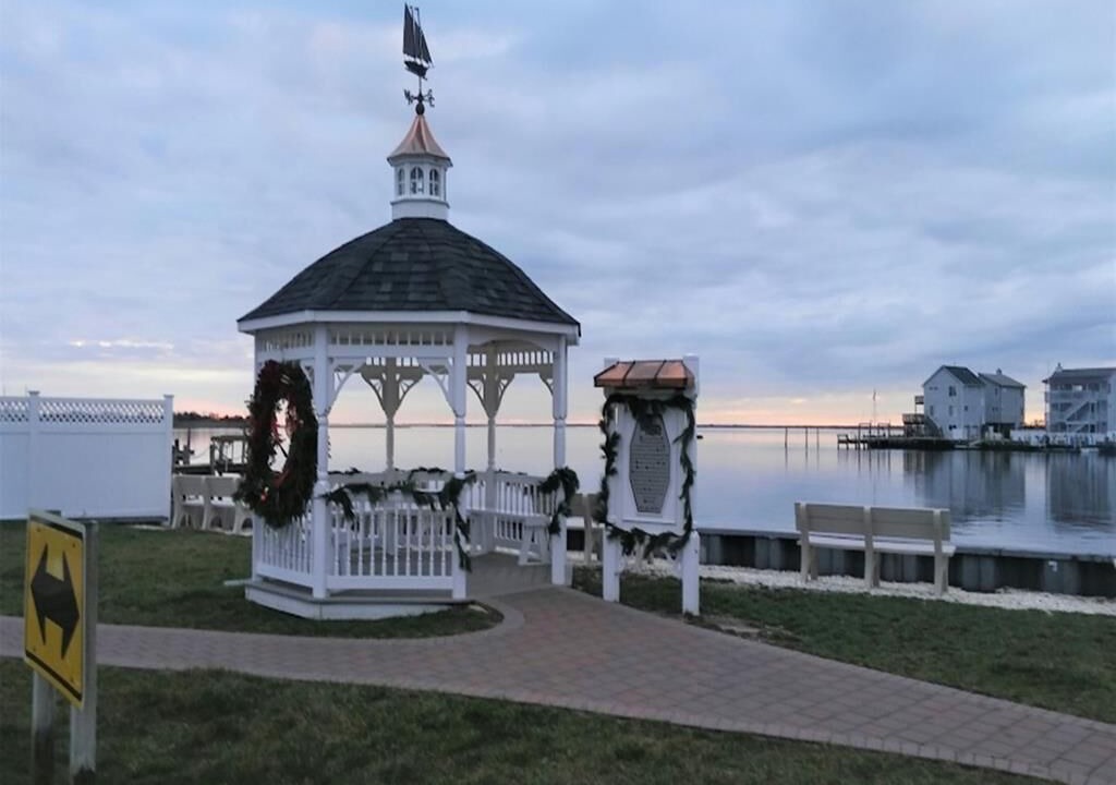 Photo of Others in Ship Bottom