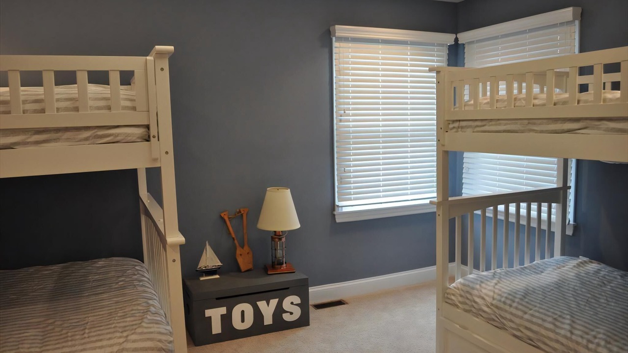 Photo of Others in Loveladies