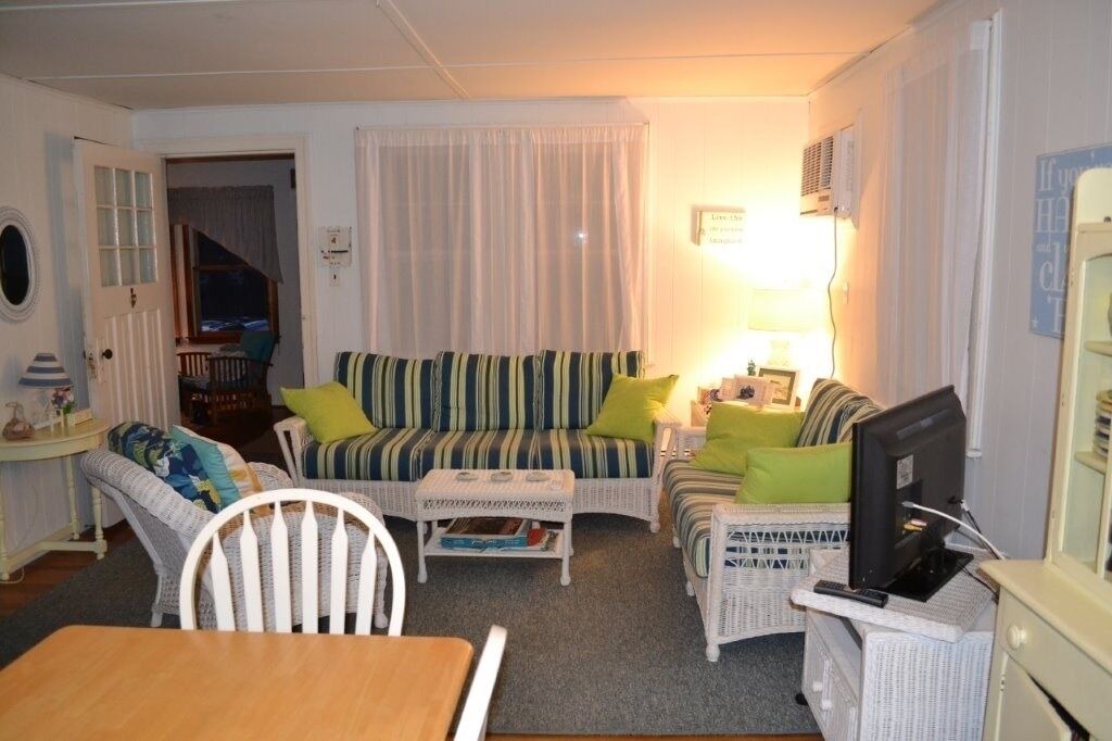 Photo of Livingroom in Beach Haven