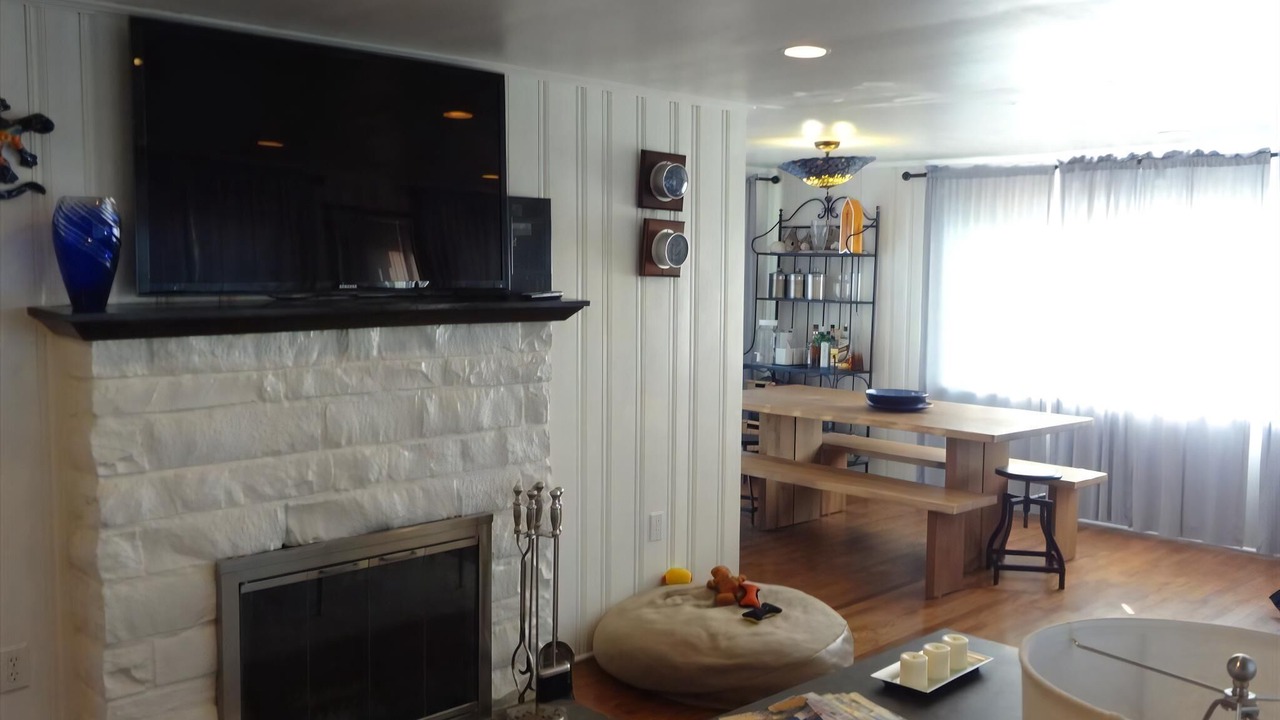 Photo of Others in Loveladies