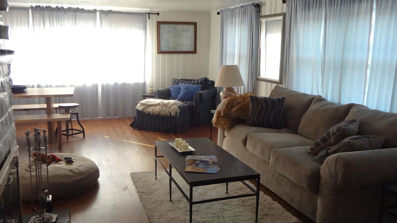 Photo of Others in Loveladies