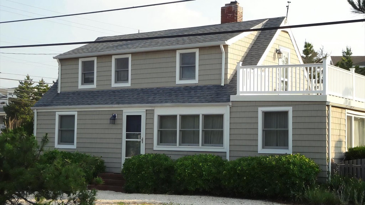 Photo of Others in Loveladies