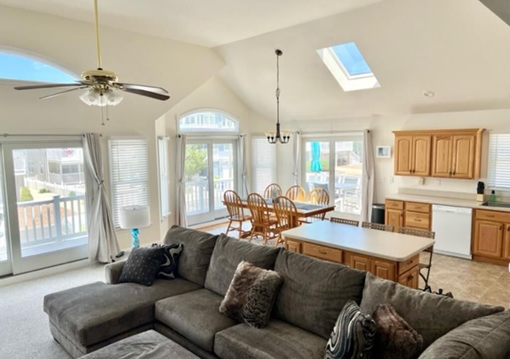 Photo of Livingroom in Beach Haven Gardens