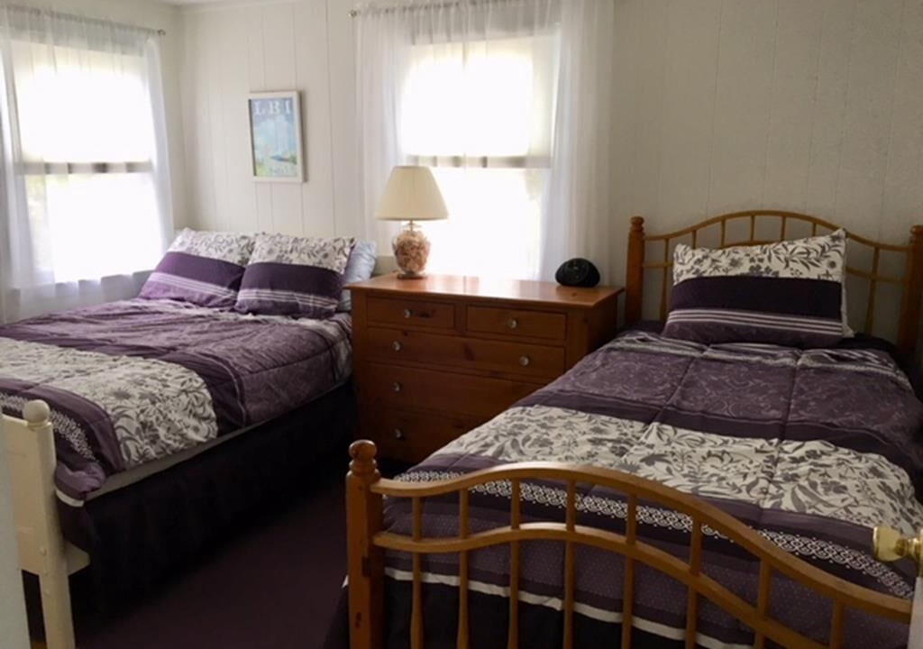 Photo of Others in Ship Bottom